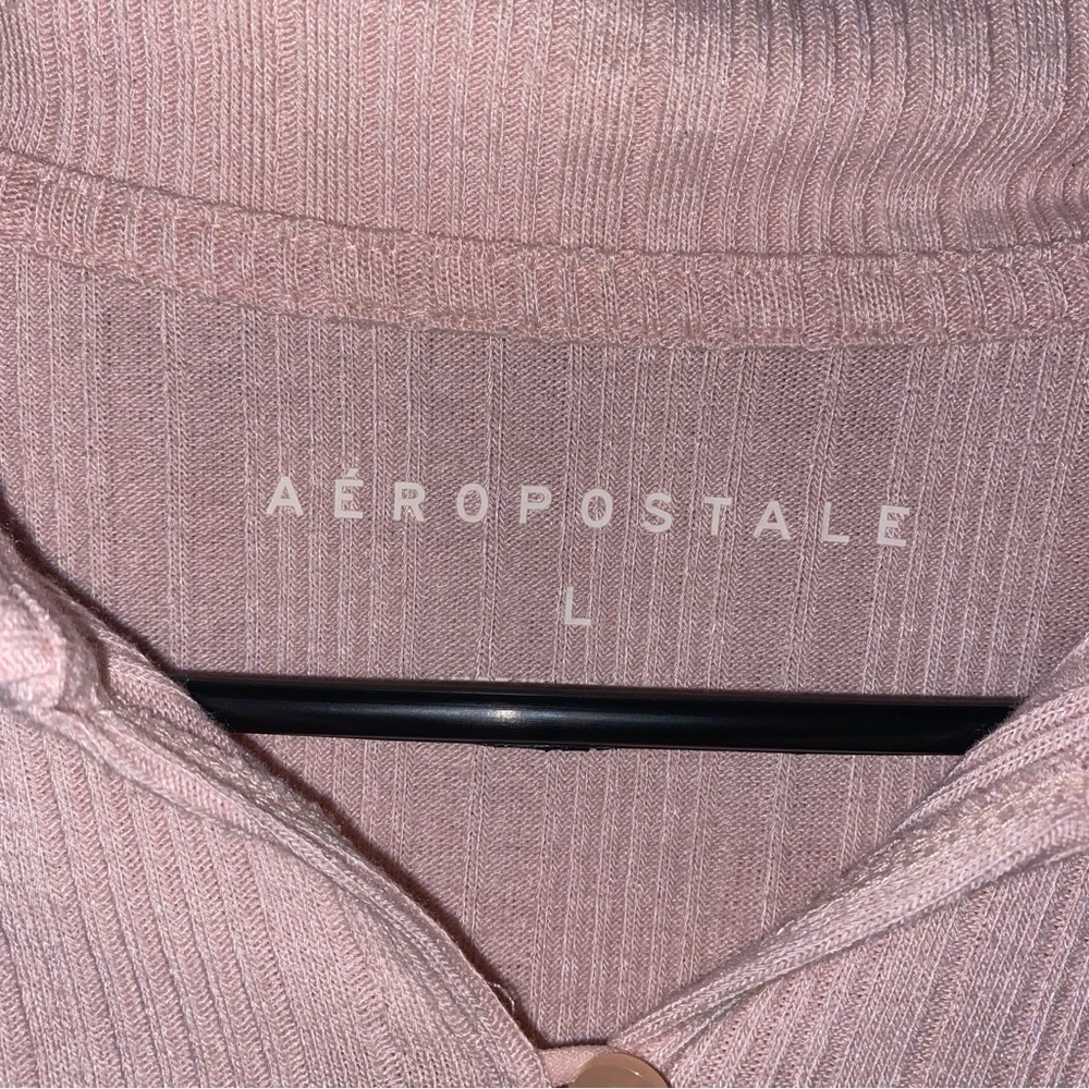 AEROPOSTALE Long Sleeve Collared Crop Top. Size L - Picture 5 of 5